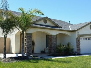 1064 Naval Ave, Madera, CA 93637