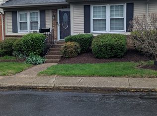 10615 Sycamore Trl #1, Louisville, KY
