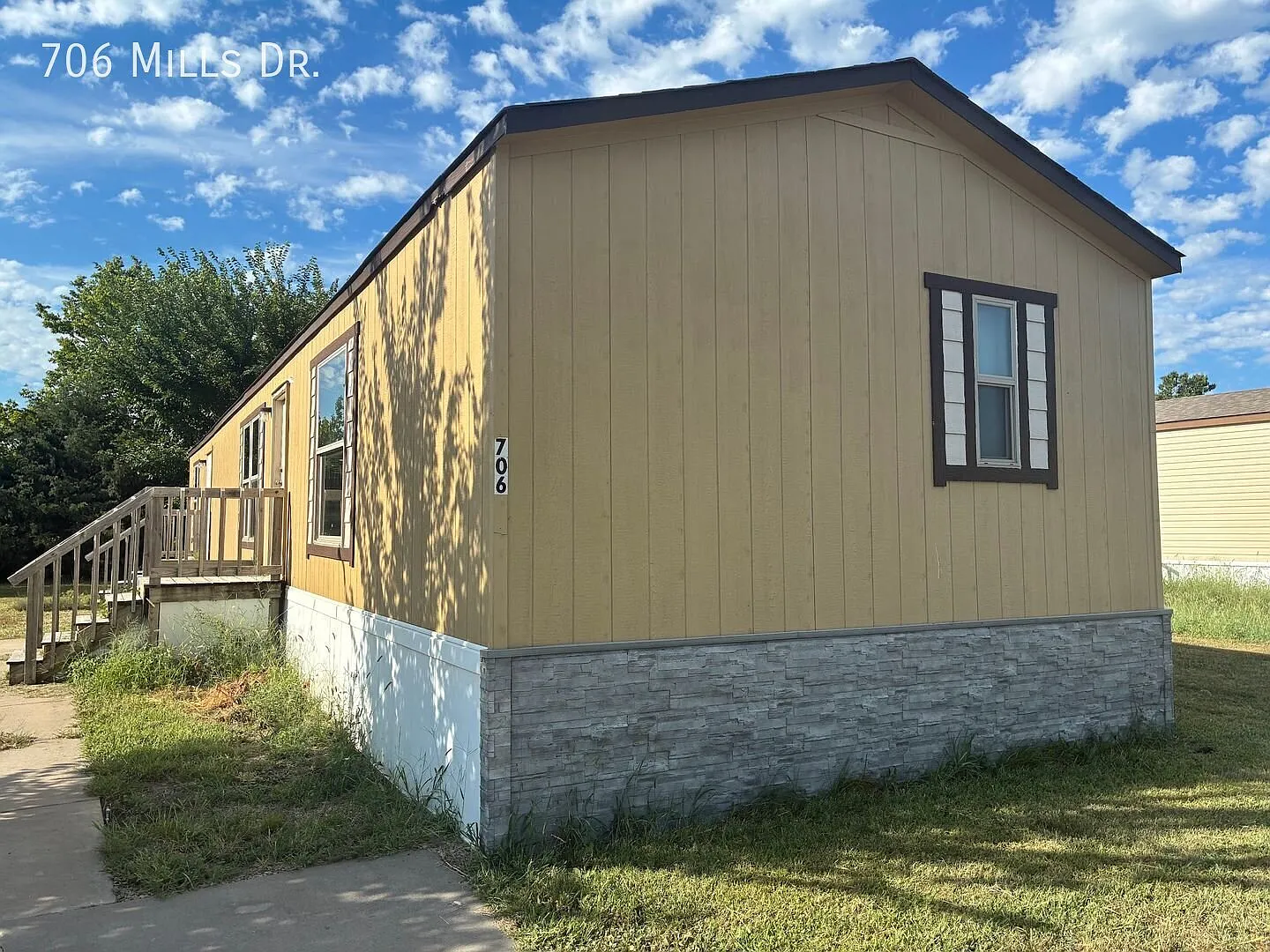 $699 move in special — Photo 2