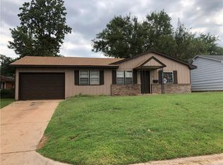 1208 Colorado Ave, Elk City, OK 73644