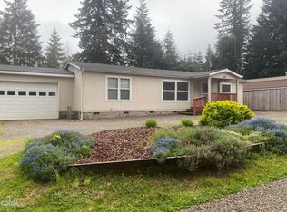 696 N Overlook Loop, Otis, OR 97368