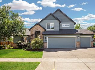 552 Silver Meadows Dr, Eugene, OR 97404