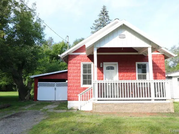 11443 Dexter St, Clio, MI 48420