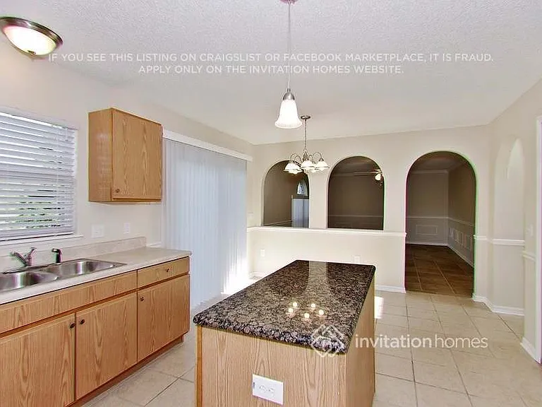 11806 Bentry St — Photo 7