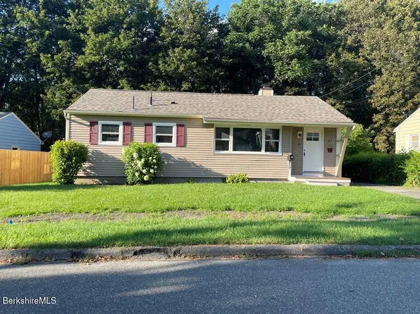 21 Austin Ave, Pittsfield, MA 01201