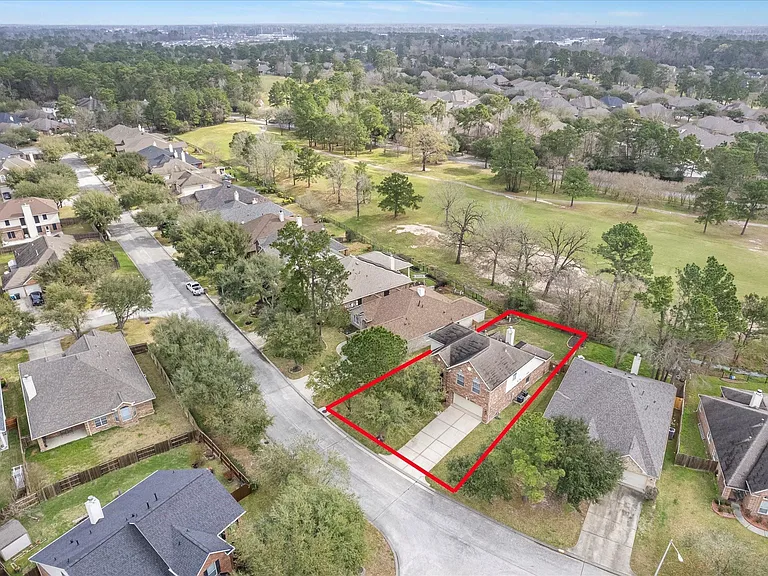 25553 Oakhurst Forest Dr — Photo 2
