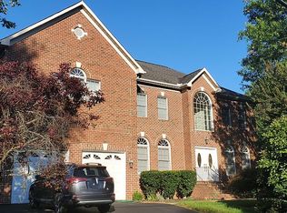 13661 Leland Rd, Centreville, VA 20120