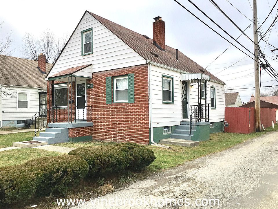 1st image of 2311 Medina Ave