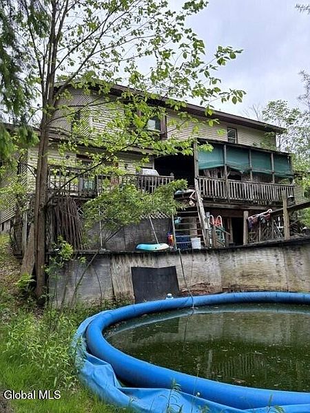 5th image of 878 Turnbull Road