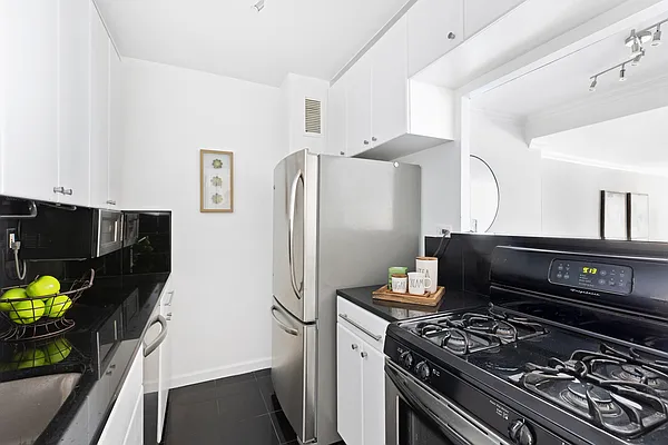 Sold by Compass | media 3