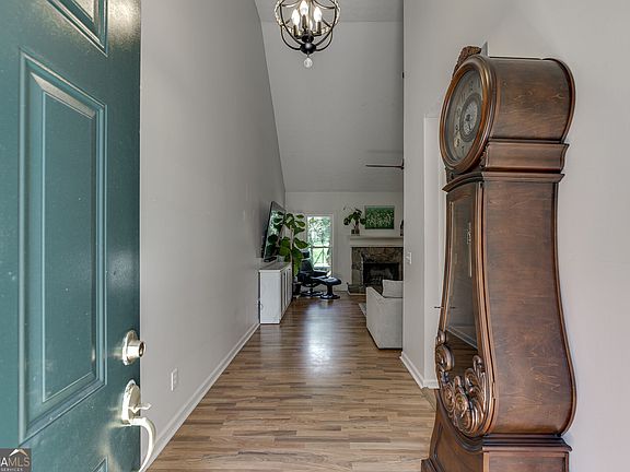 4th image of 6447 Ivy Springs Dr