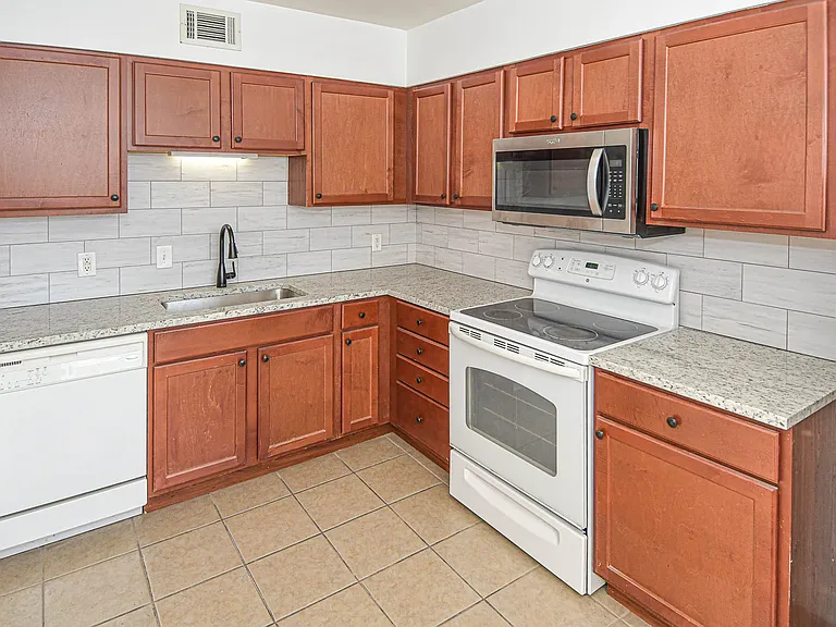 8154 Whitburn Dr #2W — Photo 13