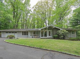 14 Loriann Rd, Warren, NJ 07059