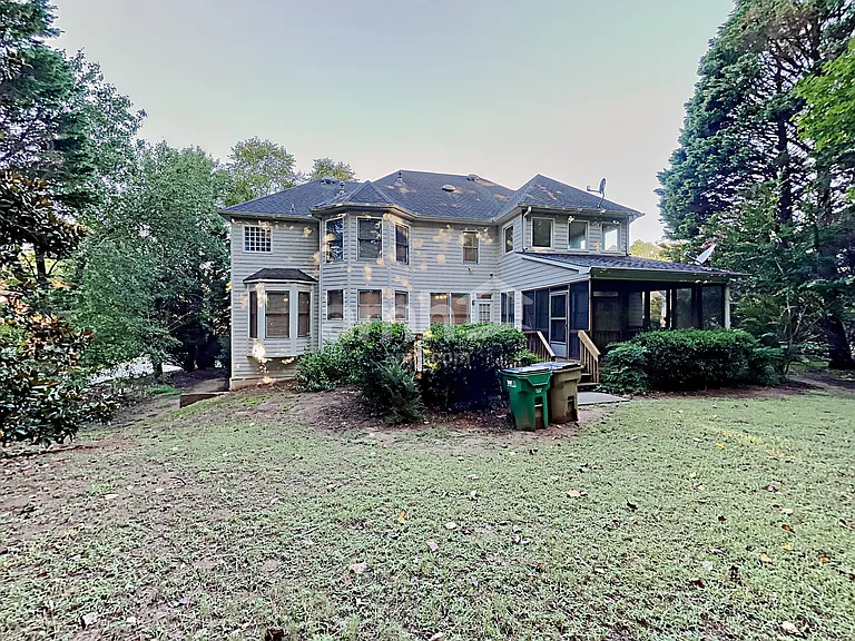 815 Hillcrest Ln — Photo 31