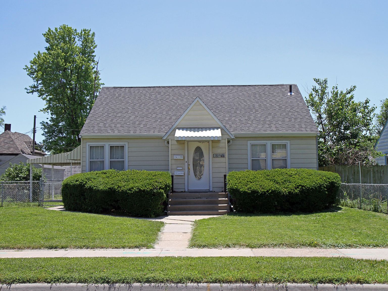 809 5th Ave, Council Bluffs, IA 51501 Zillow