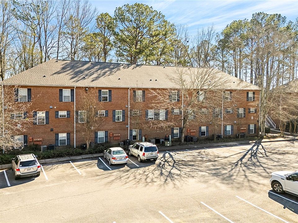 1st image of 148 E University Dr APT B-207