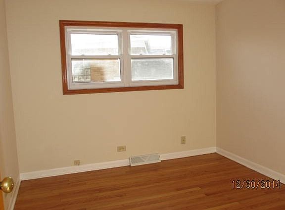 5th image of 3121 W 98th Pl