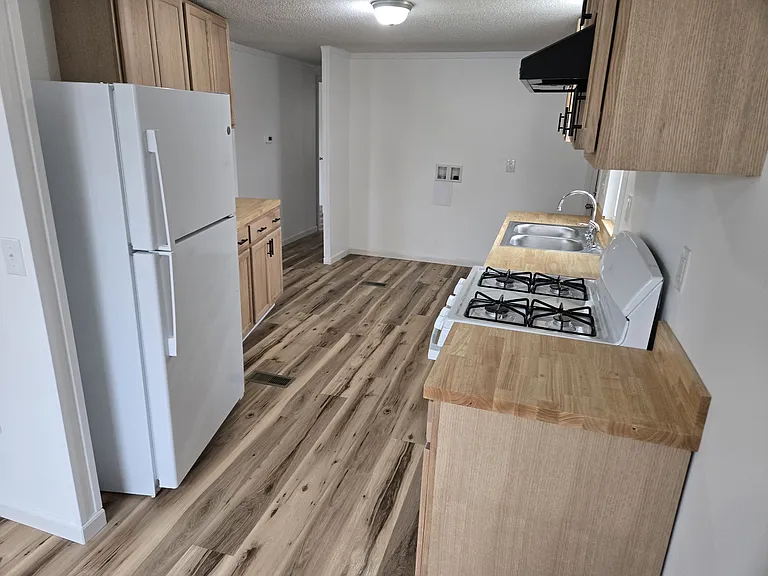 226 Tamara Ln #226 — Photo 16