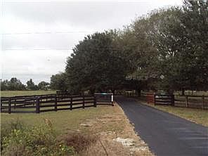 2nd image of 10251 SE County Road 763