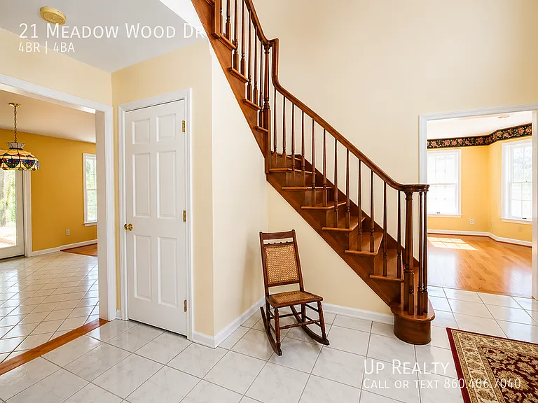 21 Meadow Wood Dr — Photo 5