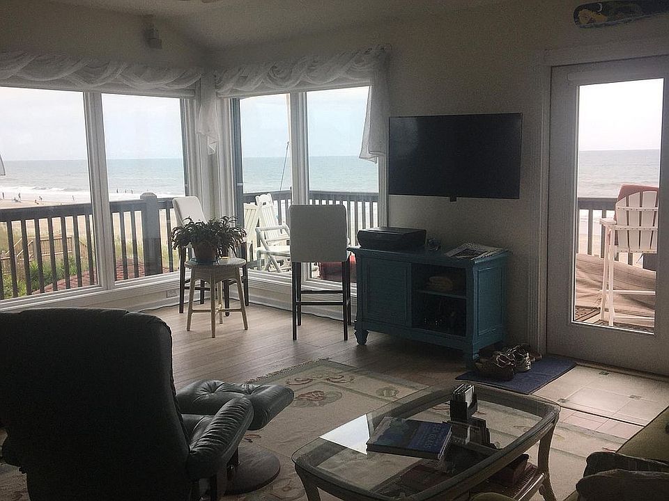 1st image of 2511 Ocean Dr #6A2