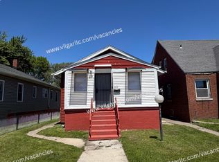 825 Merrill St, Hammond, IN 46320