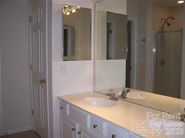 8115 Kincaid Ct — Photo 13