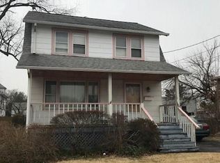 109 Parker St, Middlesex, NJ 08846