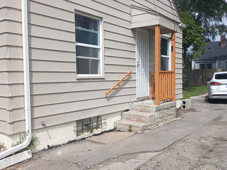 2nd image of 1714 W Jackson Ave