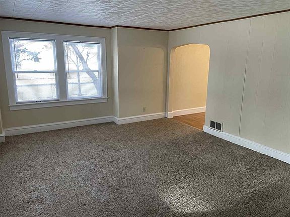 Living room to dining room