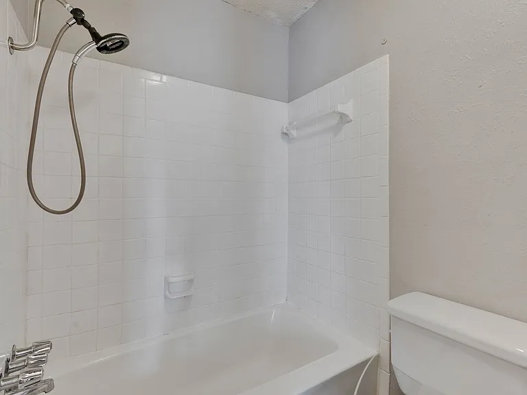 1714 Timber Ridge Dr — Photo 12
