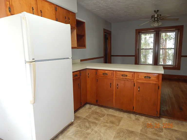 206 Mohican Ave — Photo 10