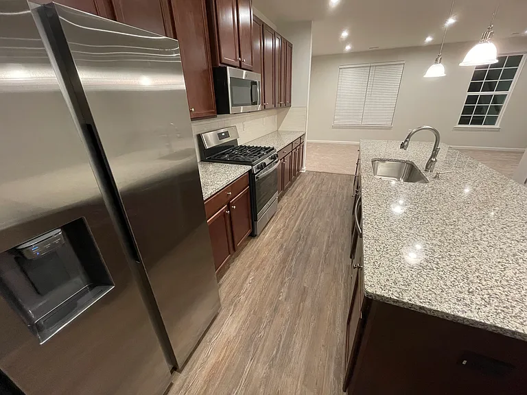 4846 Randall Rd — Photo 5