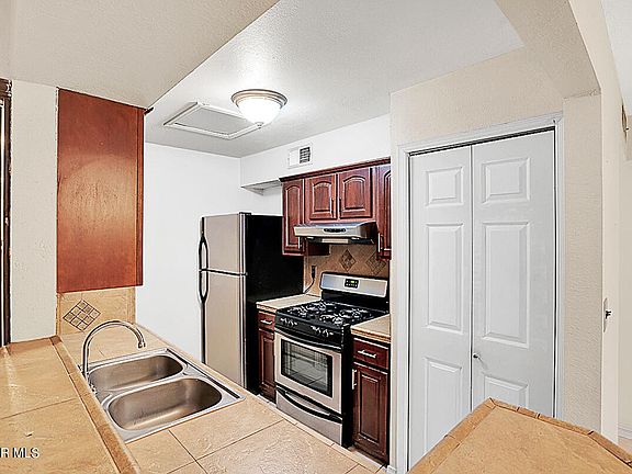 5th image of 10672 Cardigan Dr