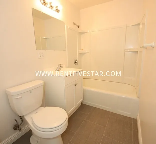 18 Westello Blvd — Photo 5