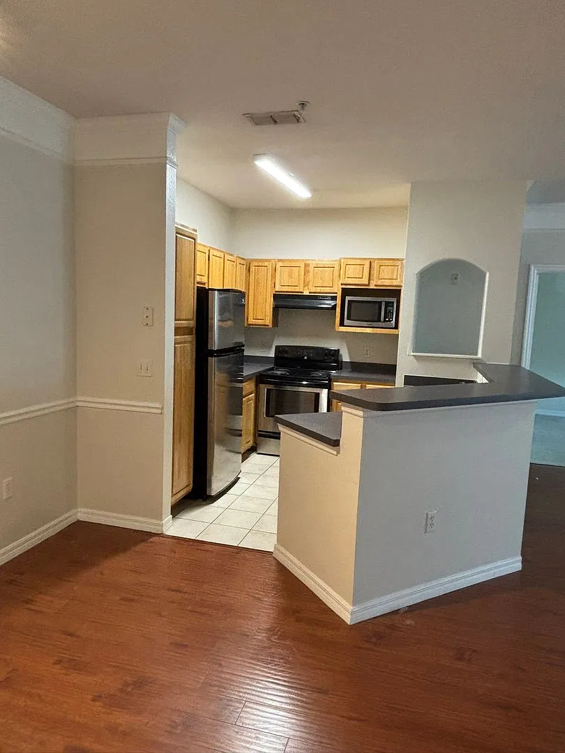 3468 Soho St — Photo 4