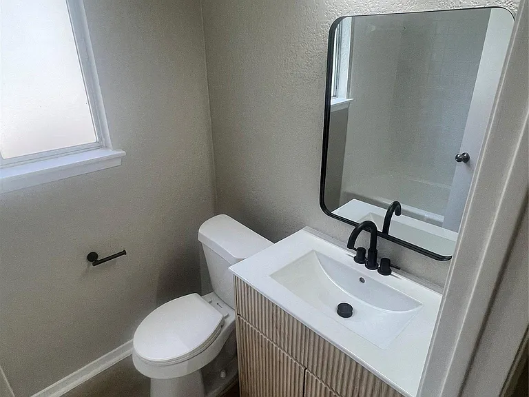 4620 Button Bend Rd — Photo 11