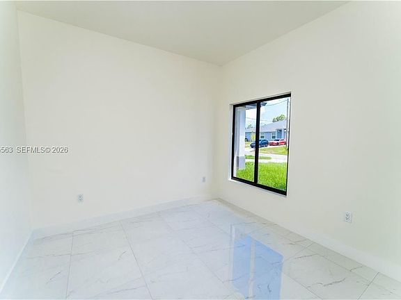 5th image of 4706 27th St SW