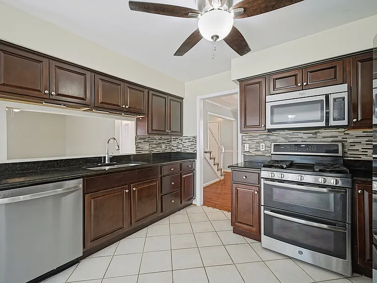 3117 White Tail Ct — Photo 9
