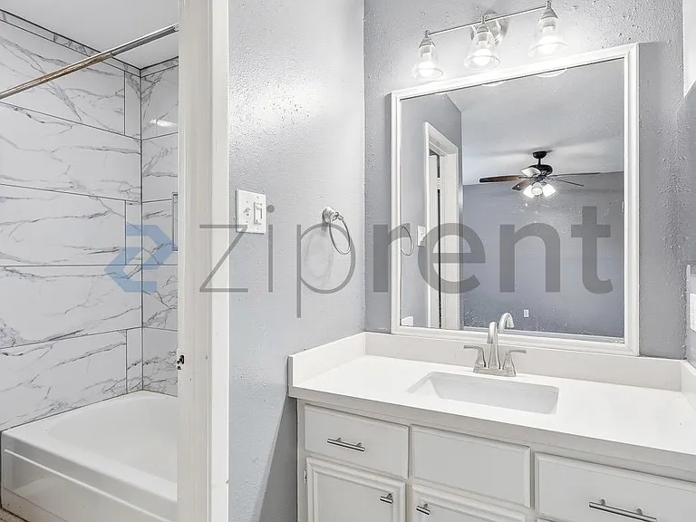 10914 Clear Fork Dr — Photo 21