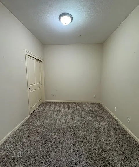 320 E 32nd St #105 — Photo 5