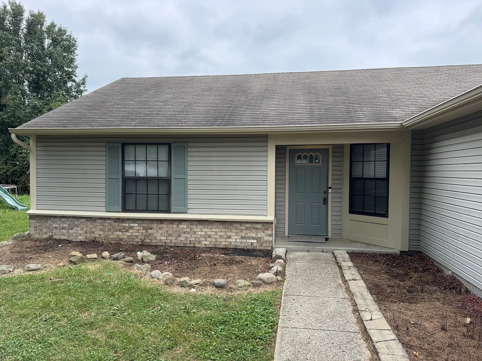 3 bed, 1409 sqft, $1,695 — Photo 4