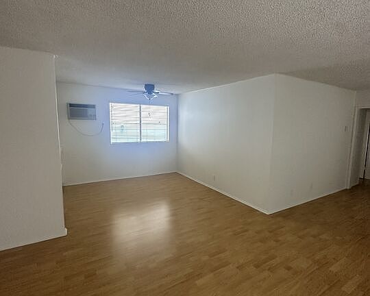 4th image of 11525 Rochester Ave APT 201