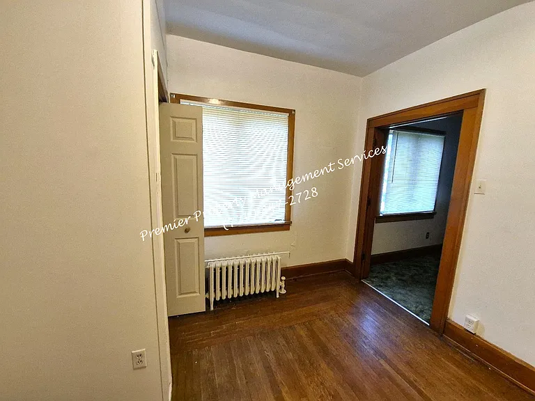 353 Main St — Photo 5