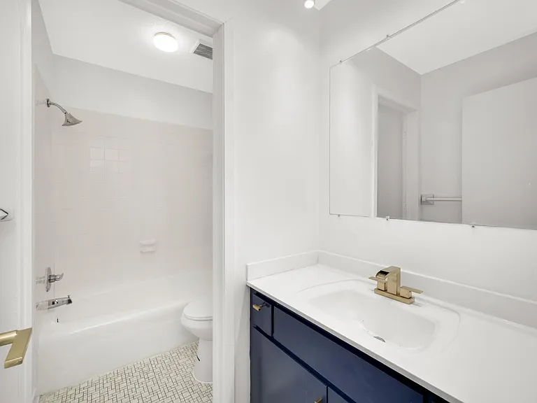 7500 Cahill Rd — Photo 22