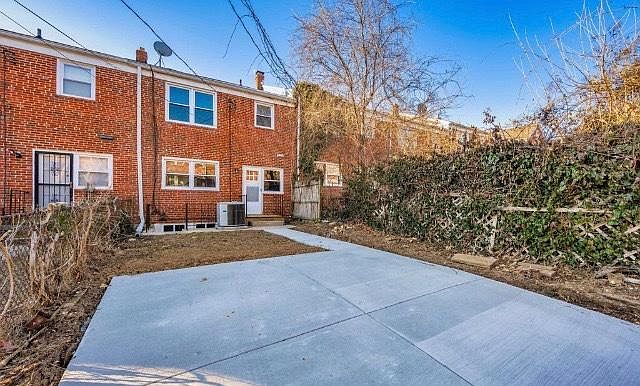 Backyard private parking