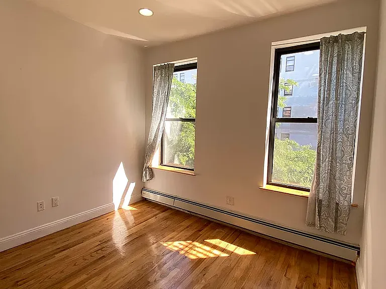 113 W 106th St #3A — Photo 4
