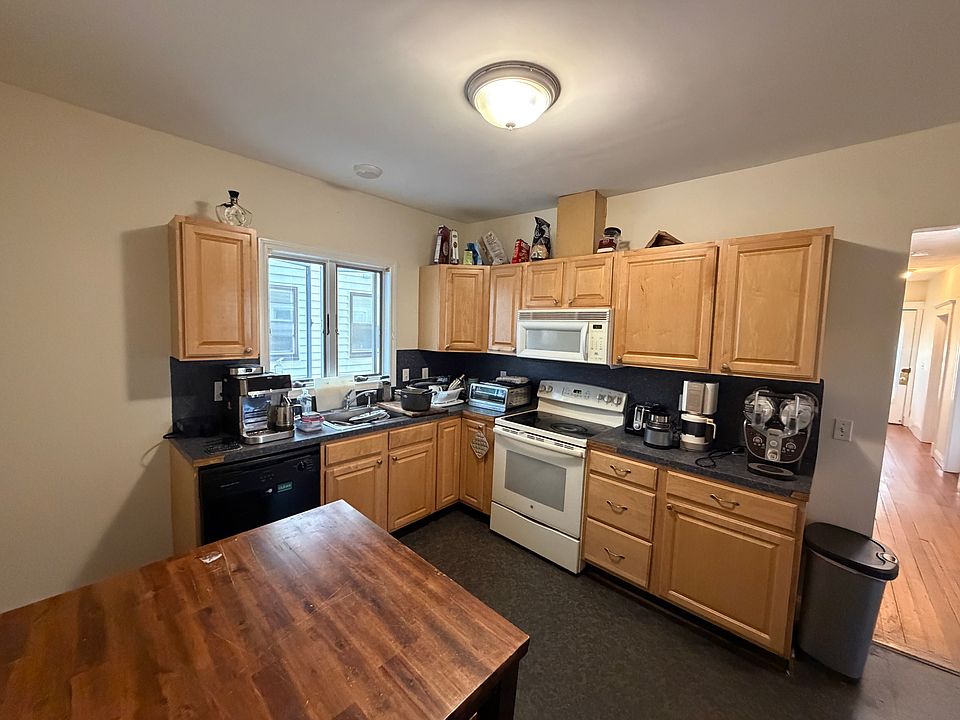 1st image of 288 Boston Ave #3R