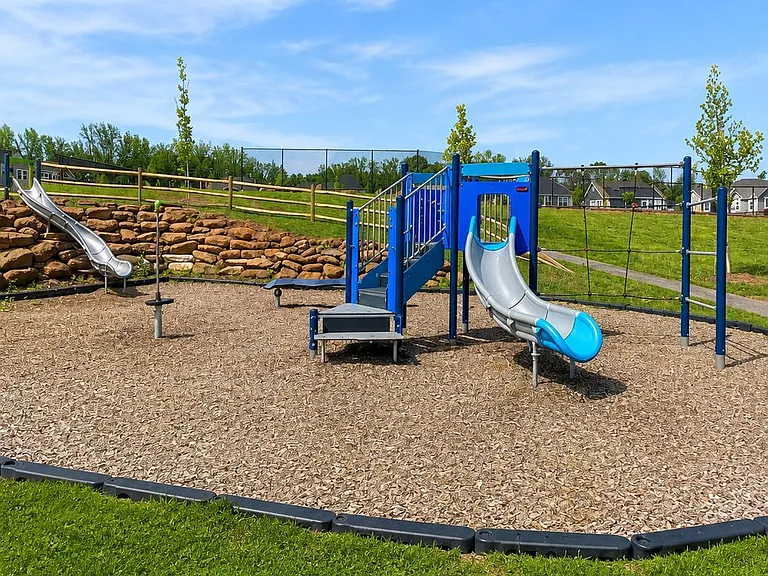 2764 Bridgewater Dr — Photo 32