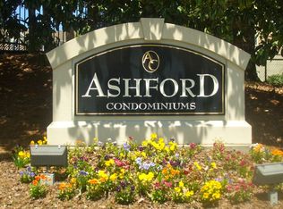 225 Ashford Cir, Dunwoody, GA 30338